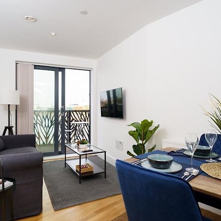 1 Bed Flat Near Canary Wharf, O2 London Exterior photo