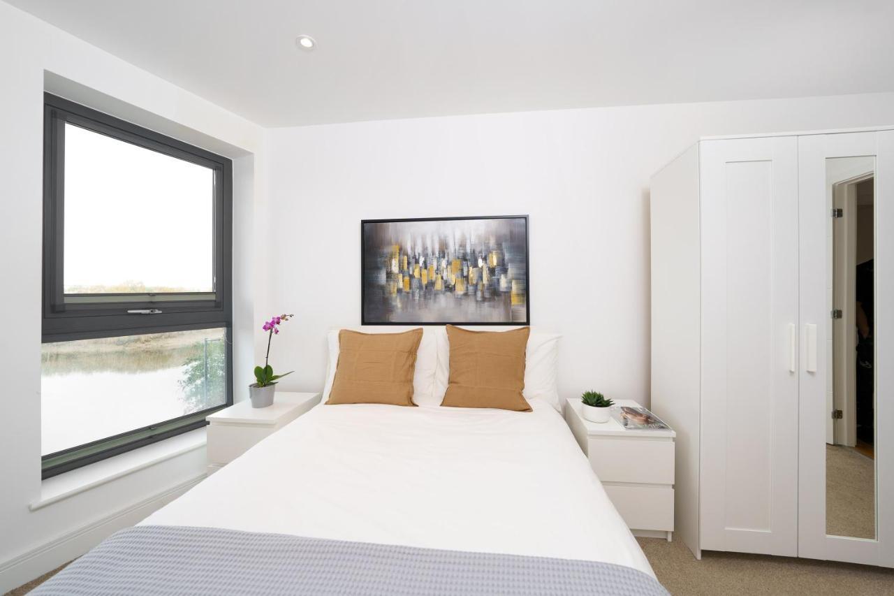 1 Bed Flat Near Canary Wharf, O2 London Exterior photo